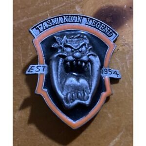 WB Warner Bros Looney Tunes Tasmanian Devil Taz Est 1954 Pewter Crest Lapel Pin